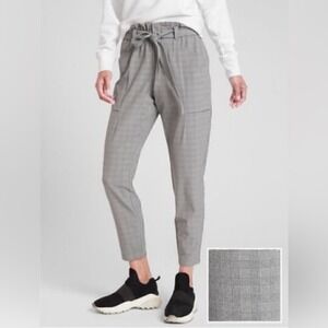 Athleta - Women's Plaid Belted Paper Bag Skyline Pant - Size 6 - Gray & Black